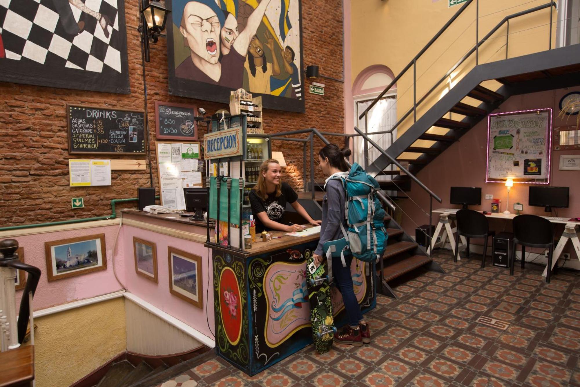 Hotel Ba Stop House